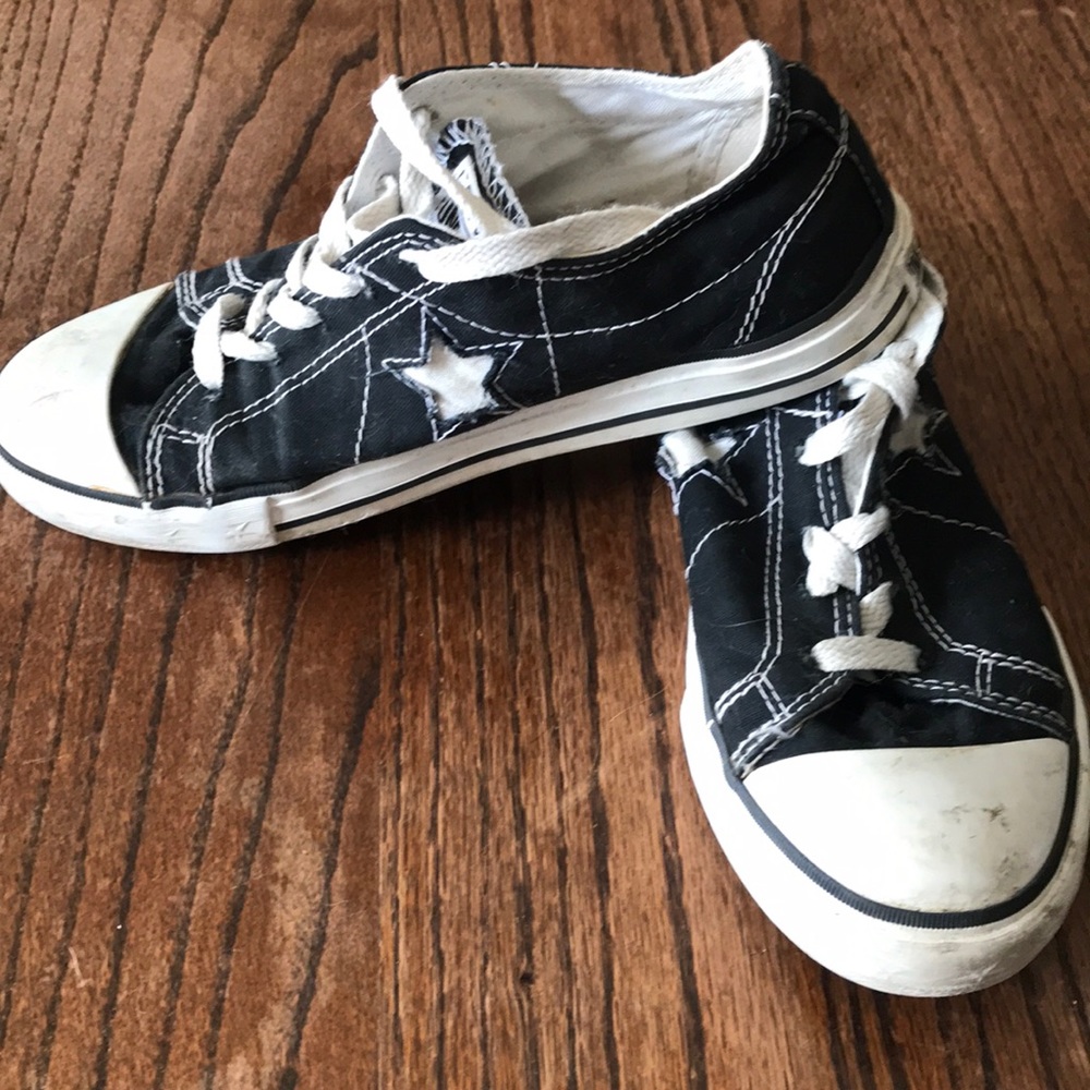 Converse women’s
